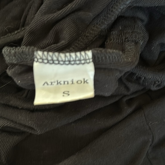 nwot ARKNIOK Romper Sleeveless Strap Loose Adjustable Black Romper Womens Size S - Picture 6 of 7